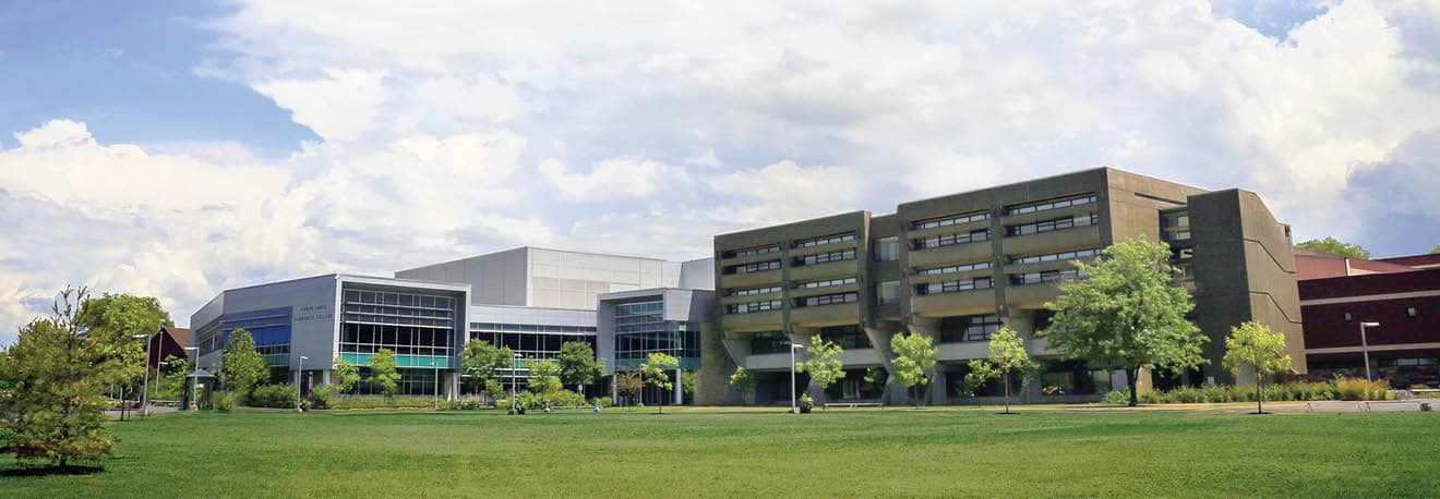 The main building on the FLCC Canandaigua campus