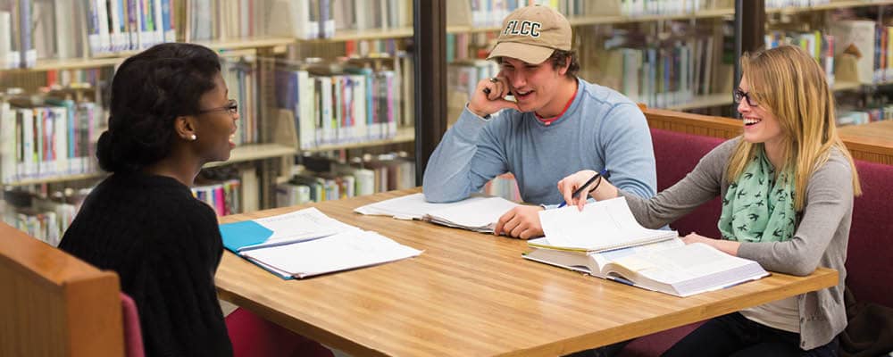 FLCC students engaging in group work for an honors class.